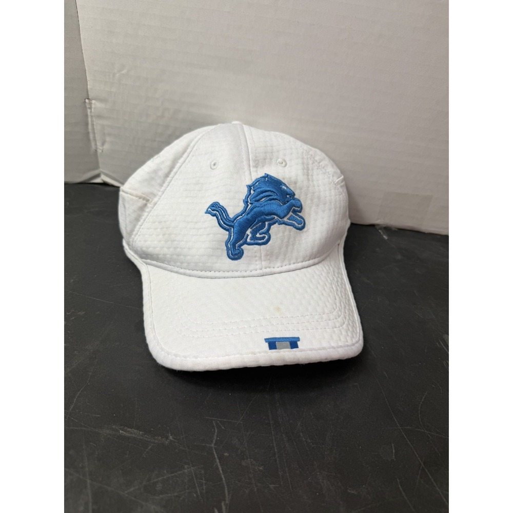 NFL New Era blue/white Detroit Lions, soft textured hat cap, adjustable